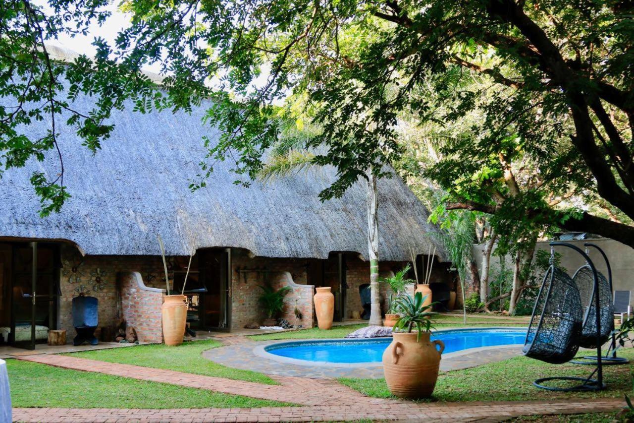 Nguni Lodge Victoria Falls Esterno foto