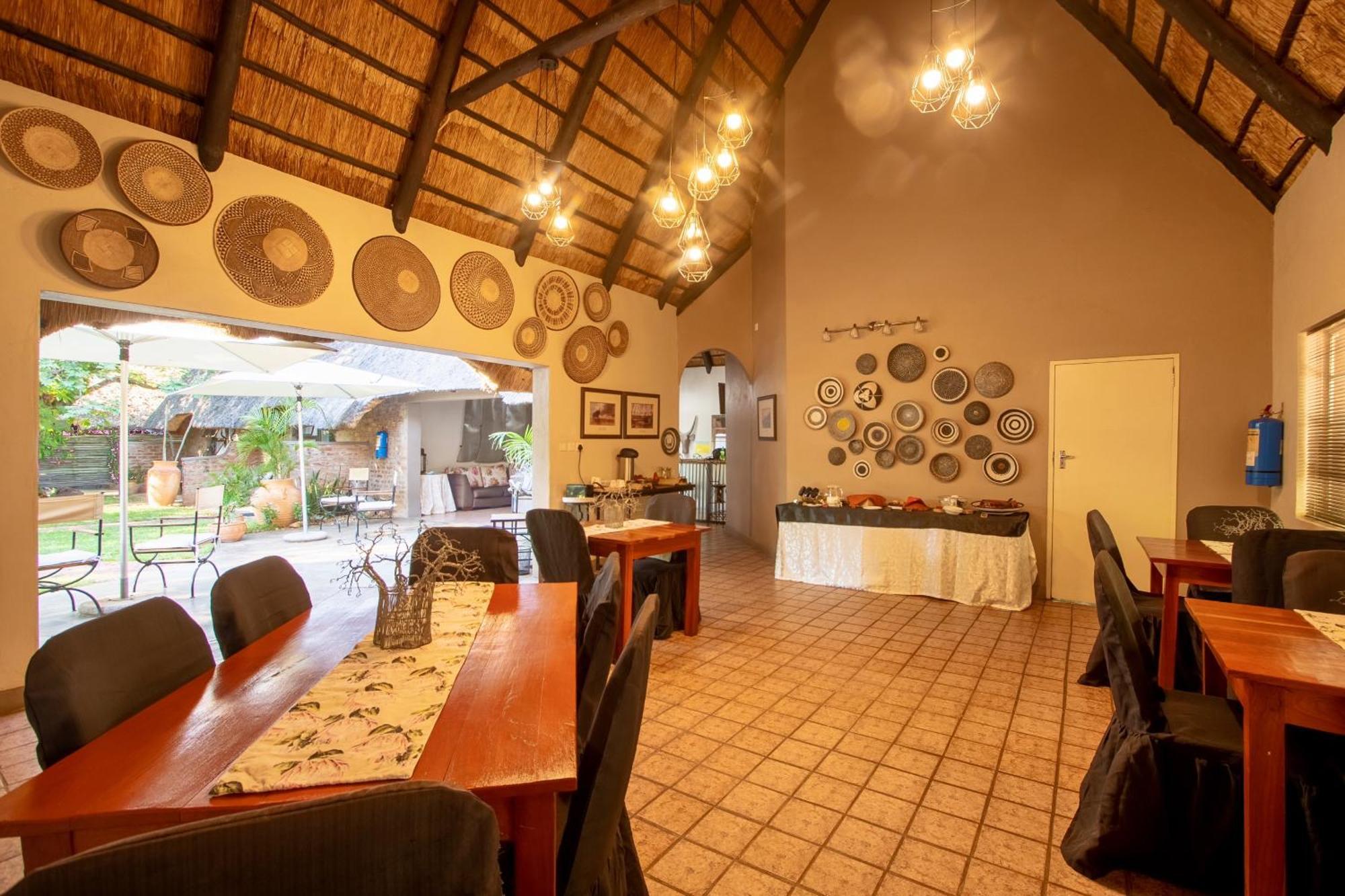 Nguni Lodge Victoria Falls Esterno foto