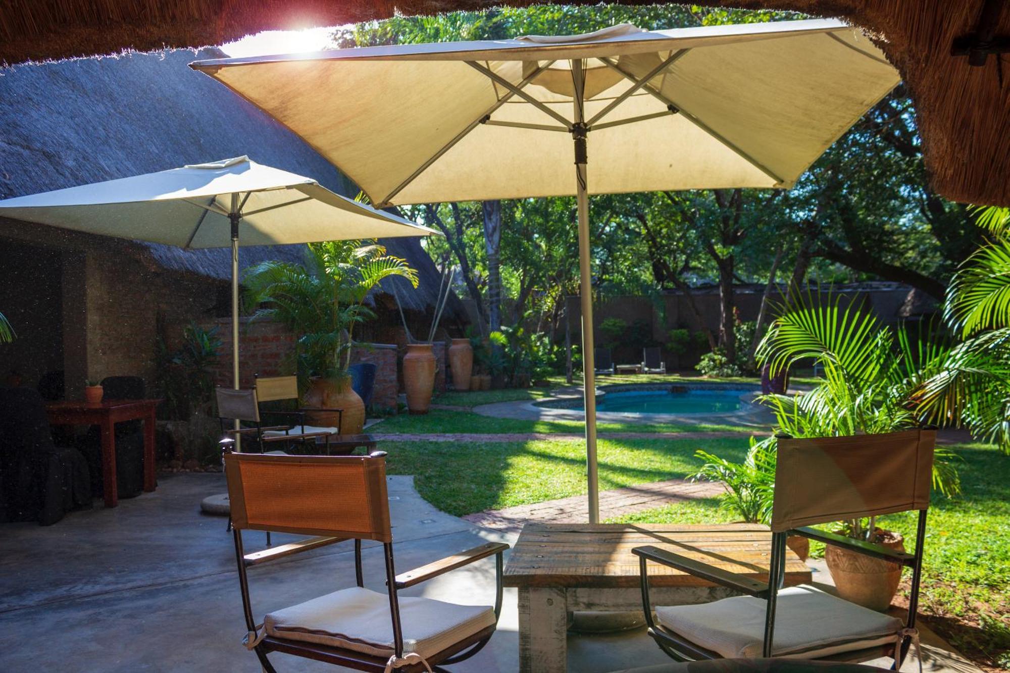 Nguni Lodge Victoria Falls Esterno foto