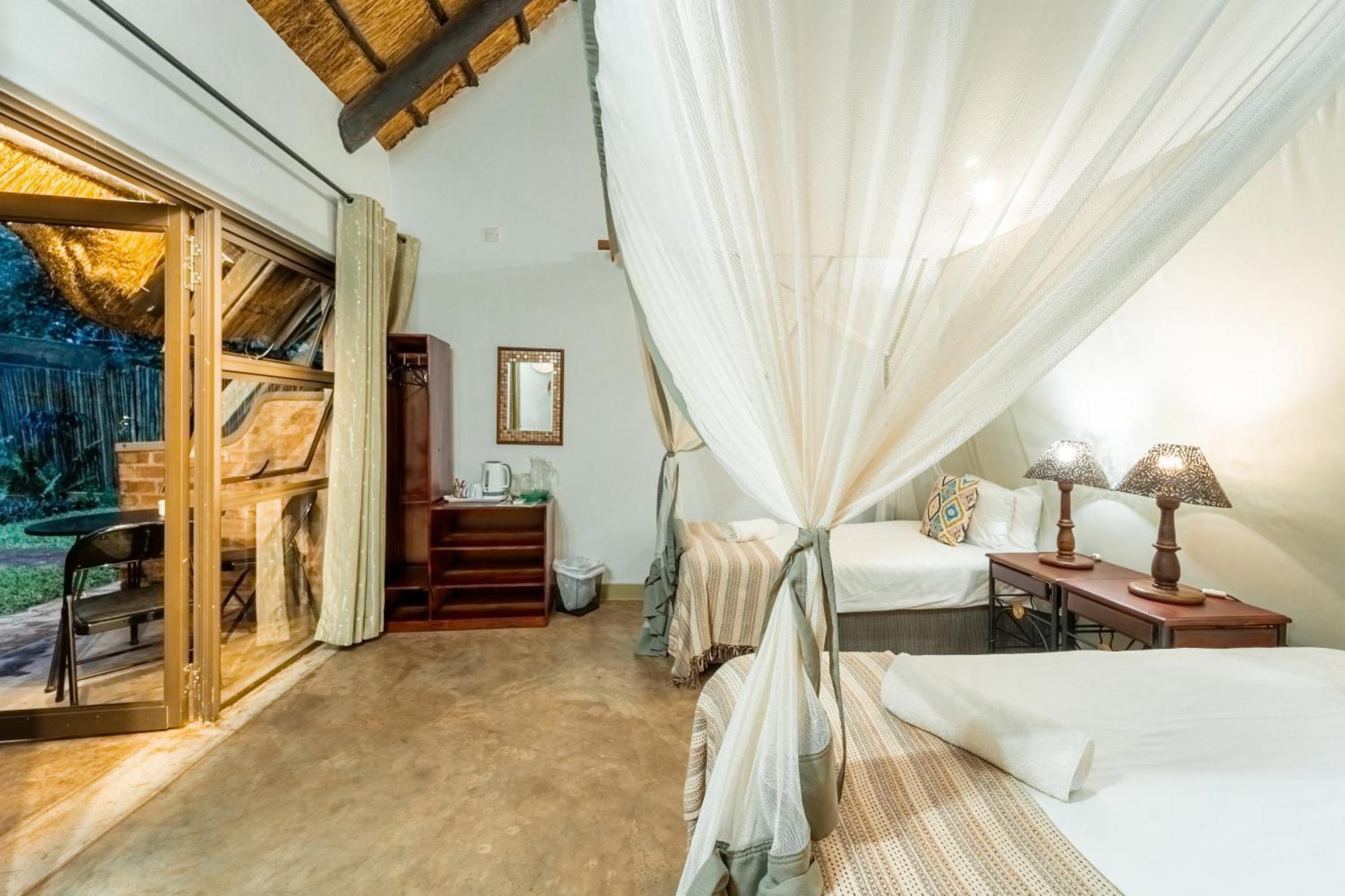 Nguni Lodge Victoria Falls Esterno foto