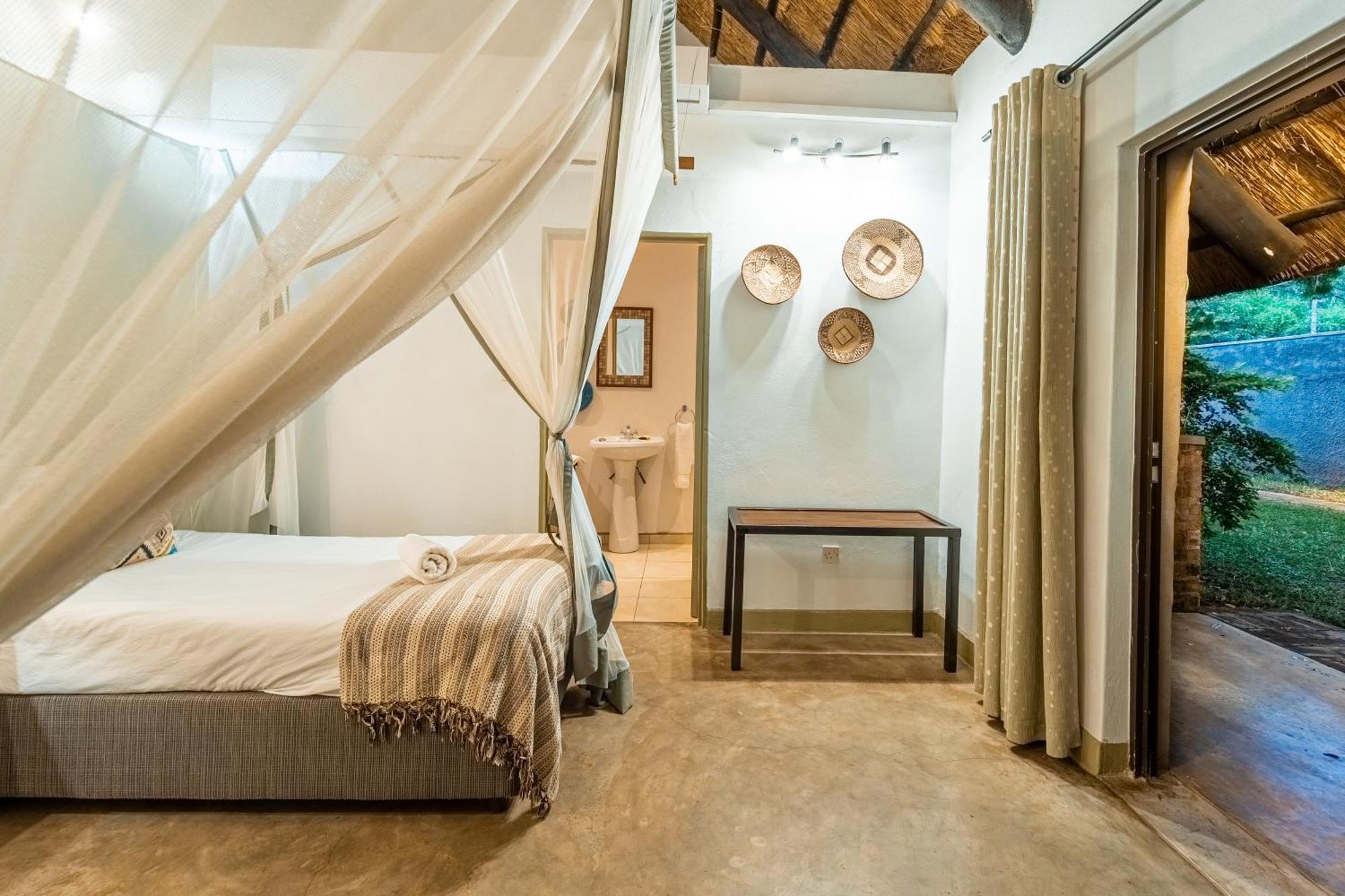 Nguni Lodge Victoria Falls Esterno foto