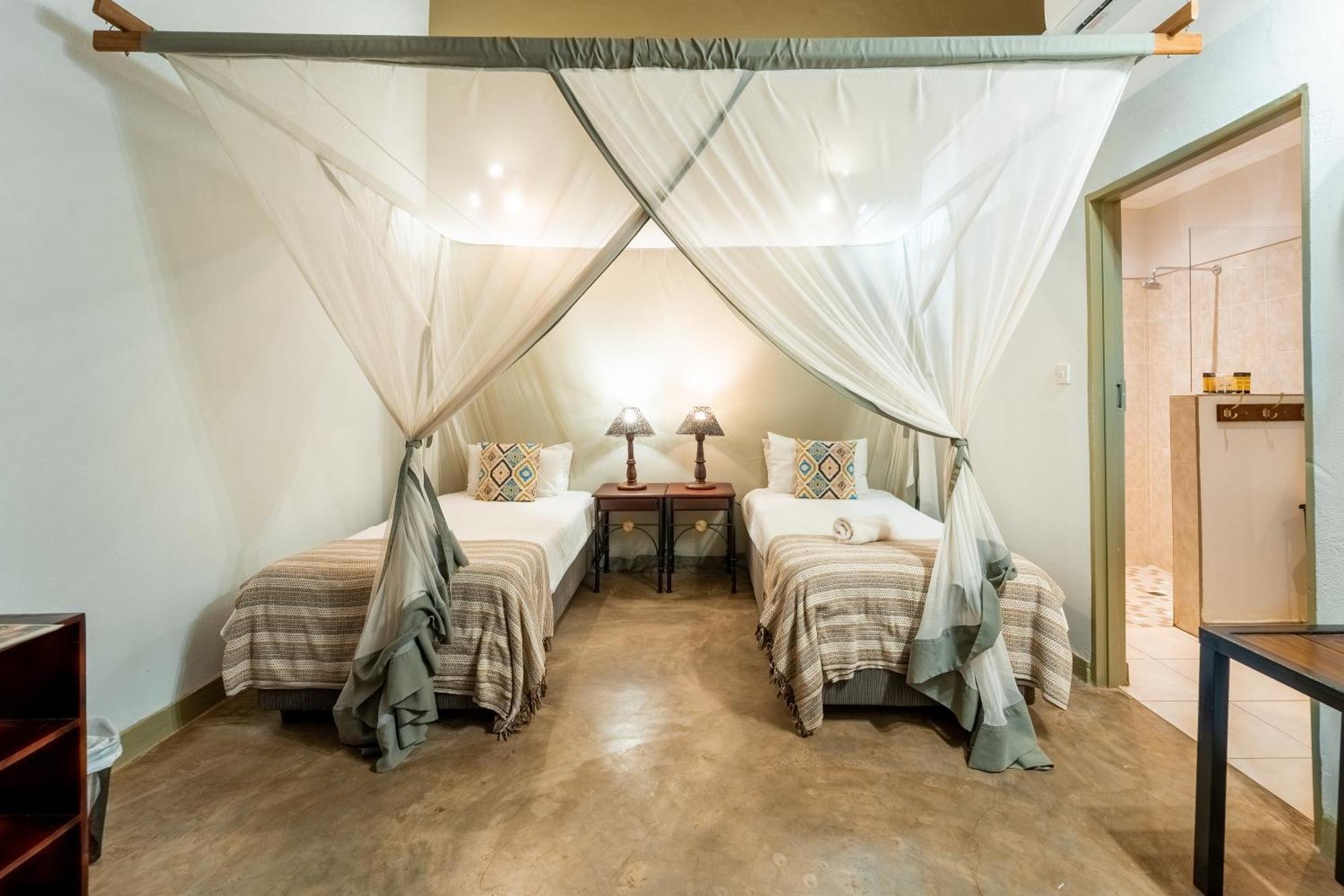 Nguni Lodge Victoria Falls Esterno foto